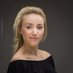 Amy Kinnear, SL Talent, actor, actor headshot, confidence, confident headshot, connection, dancer, head shot, headshot, musical theatre performer, performer, performer headshot, singer, spotlight headshot, spotlight profile image, strong headshot, studio headshot, vocalist