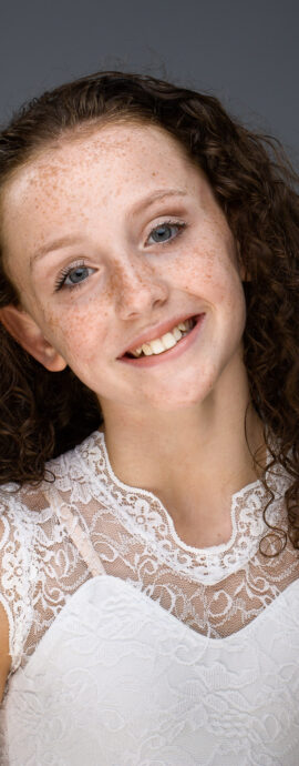 confidence, confident headshot, connection, curleez, head shot, headshot, performer headshot, spotlight headshot, spotlight profile image, strong headshot, studio headshot