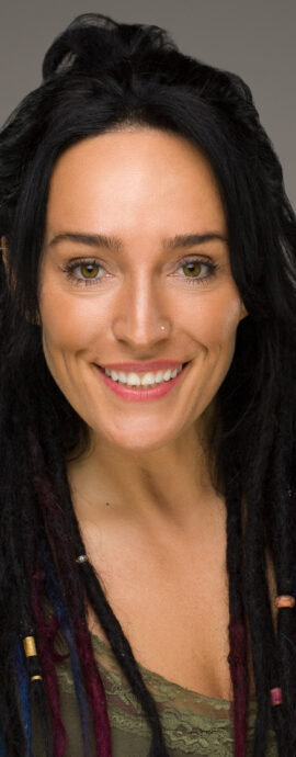 confidence, confident headshot, connection, head shot, headshot, performer headshot, spotlight headshot, spotlight profile image, strong headshot, studio headshot