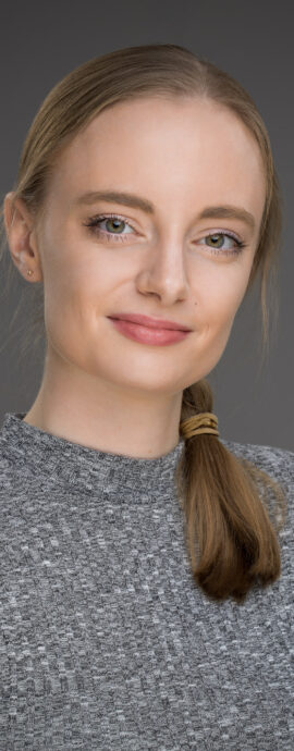 confidence, confident headshot, connection, head shot, headshot, performer headshot, spotlight headshot, spotlight profile image, strong headshot, studio headshot