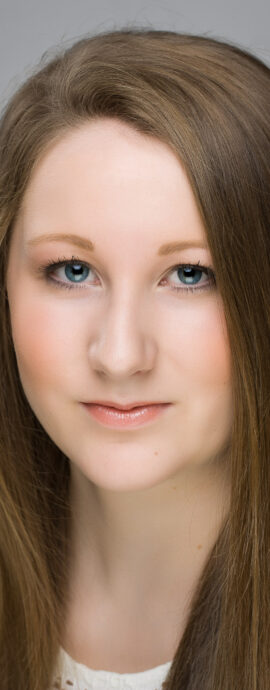 Laura Kennedy, SL Talent, confidence, confident headshot, connection, head shot, headshot, performer headshot, spotlight headshot, spotlight profile image, strong headshot, studio headshot
