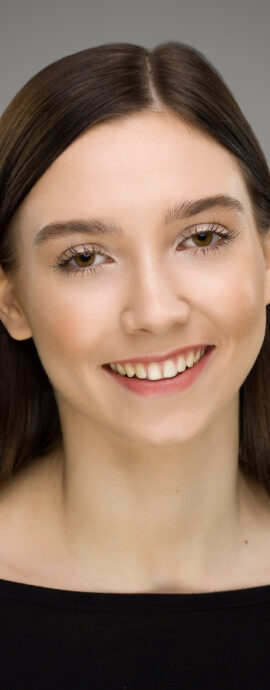 Sarah-Jane Brand, confidence, confident headshot, connection, head shot, headshot, performer headshot, spotlight headshot, spotlight profile image, strong headshot, studio headshot