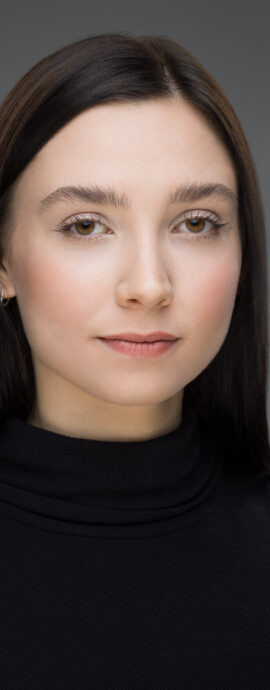 Dance For All, Sarah-Jane Brand, Scottish dancer, confidence, confident headshot, connection, dancer, dancer headshot, dancer portfolio, engagement, head shot, headshot, spotlight headshot, spotlight profile image, strong headshot, studio headshot