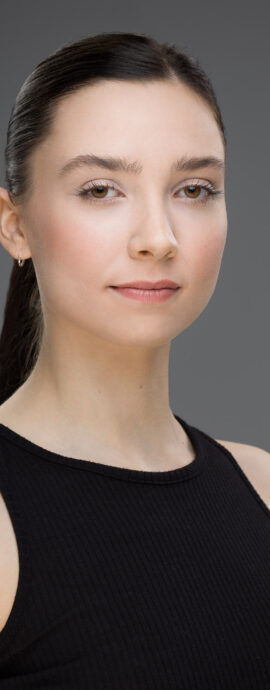 Dance For All, Sarah-Jane Brand, Scottish dancer, confidence, confident headshot, connection, dancer, dancer headshot, dancer portfolio, engagement, head shot, headshot, spotlight headshot, spotlight profile image, strong headshot, studio headshot